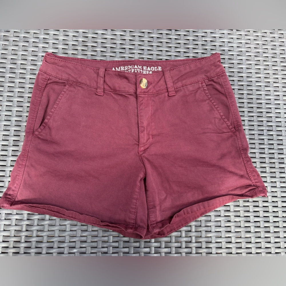 Women’s American Eagle Outfitters Burgundy Shorts